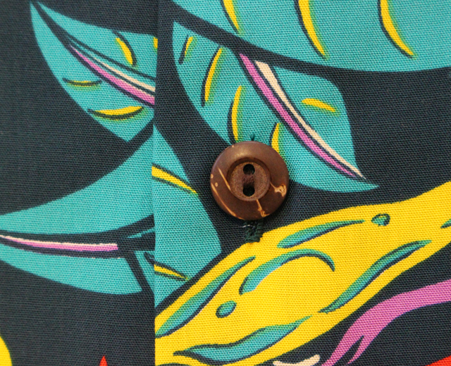 Kalapana カラパナ 「ワイキキの青い空 」 Tシャツ Mサイズ ハイビスカスOKINAWA Tシャツ