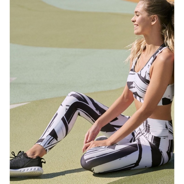 フィットネスウェア レギンス レディース ハイウエスト スポーツウェア 10分丈 ジムウェア ヨガウェア ランニング スパッツ