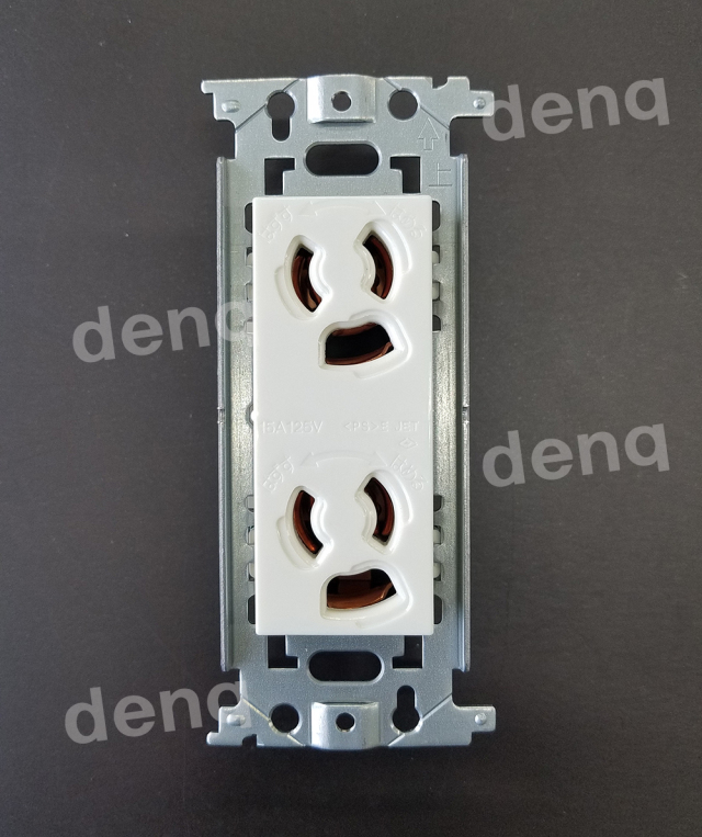 パナソニック Panasonic Wn1162 フルカラー 抜け止め接地ダブルコンセント