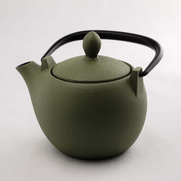 急須 マロン 若草艶消 300ml≪売り切れました≫ ( 岩鋳 取っ手付き 茶こし付き 茶器 カラーポット ティーポット 南部鉄器 )