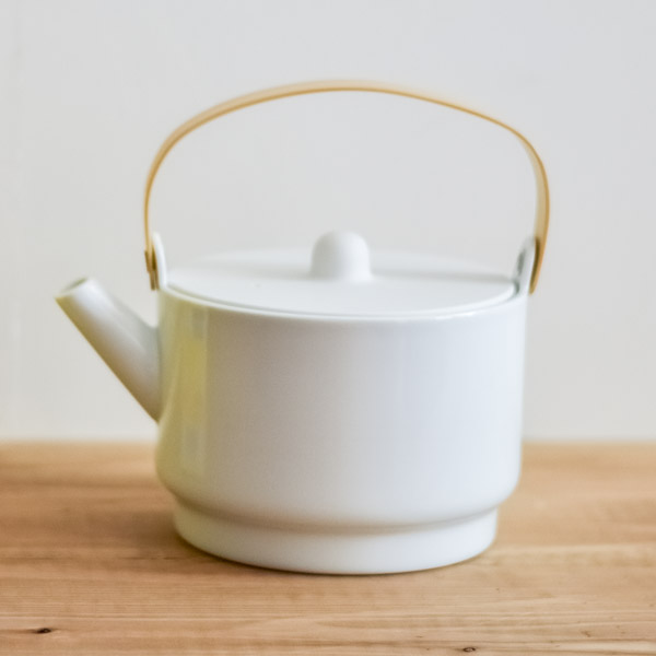 【送料無料】S＆B Tea Pot White 1個≪在庫確認後、7営業日程で出荷≫ ( 1616 ／ arita japan ホワイト ティーポット 紅茶ポット ハーブティーポット 大容量 有田焼 )