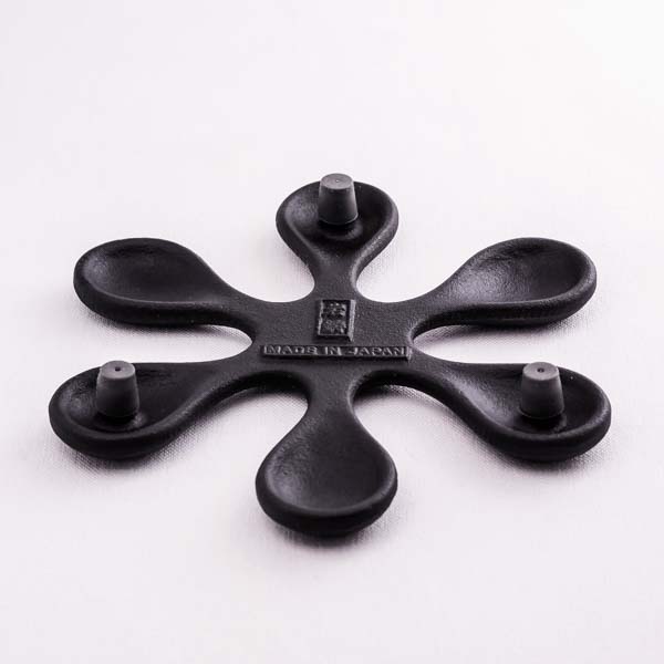 トリベット 黒艶消 小 / 岩鋳 急須 ポット 敷物 南部鉄器 ≪13時までの