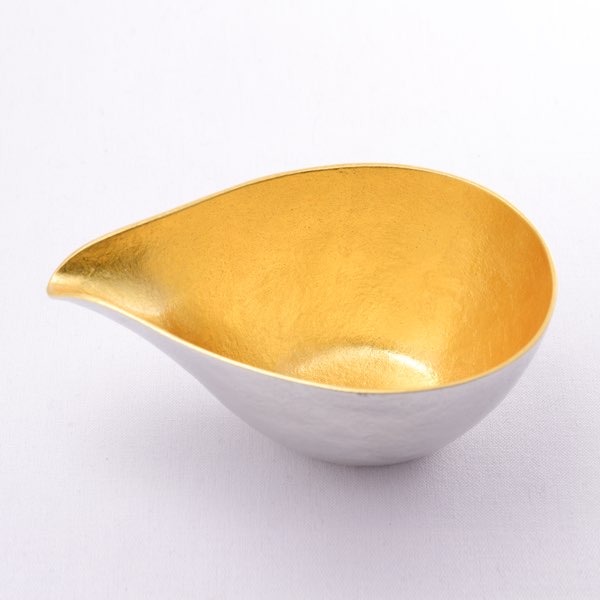 送料無料】 片口 金箔 大 1個 / 能作 初任給 プレゼント 母の日 酒器