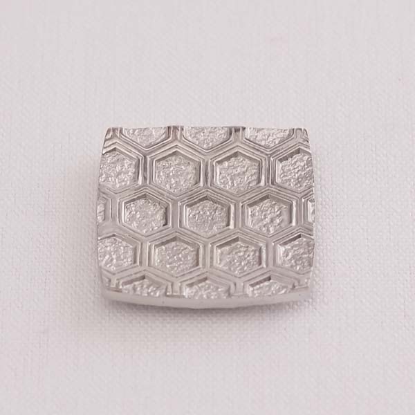 送料無料】 箸置き 吉祥紋様 5個セット 桐箱入り / 炭谷三郎商店 錫製