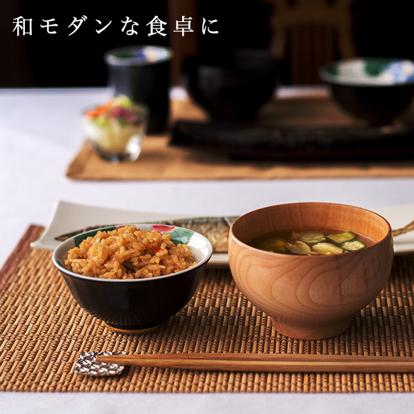 送料無料】 夫婦茶碗 色彩椿紋 木箱入り 蓋裏レーザー名入れ彫刻料込み