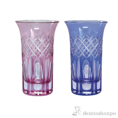 【送料無料】江戸切子 映見重ね矢来紋 一口ビール　ペア 江戸切子・金赤色≪約半年で出荷予定≫ ( 田島硝子 木箱名入れ有料 タンブラー ビアグラス ビアカップ プレゼント 人気 セット 江戸切子 )