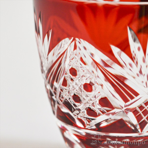 送料無料】 八角籠目・菊底 ぐい 赤 江戸切子 / 田島硝子
