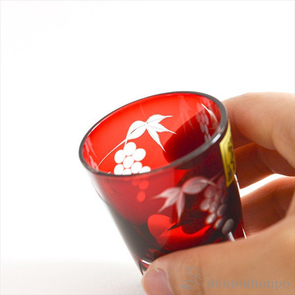 送料無料】 ぶどう切子 ぐい み 赤 江戸切子 / 田島硝子 ぐいのみ 盃