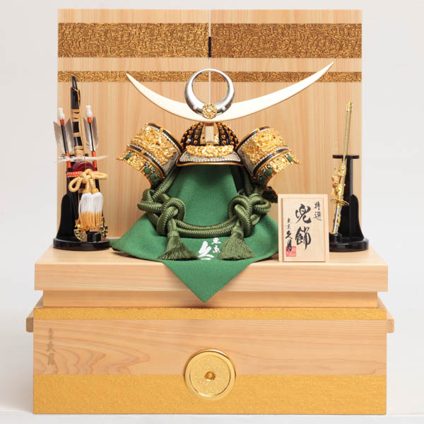 名入れ木札無料 【送料無料】五月人形 兜飾り 収納飾り 銘木収納 正絹萌黄裾濃縅 13号 幅48cm≪在庫確認後、10~14営業日程で出荷予定≫ ( 久月 五月人形 兜飾り コンパクト おしゃれ かっこいい 人気 江戸節句人形 )