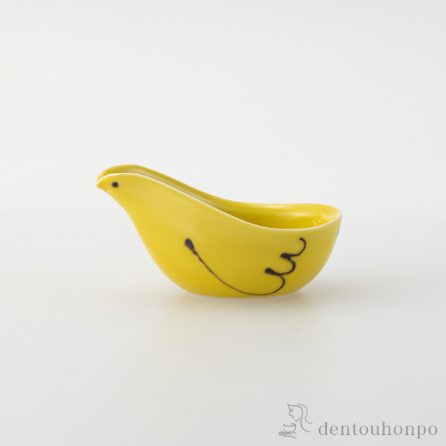 【送料無料】エル toriトレー イエロー ３個セット≪在庫確認後、10~14営業日程で出荷≫ ( ソース入れ 醤油さし ガラス 液だれしない 魚 波佐見焼 )