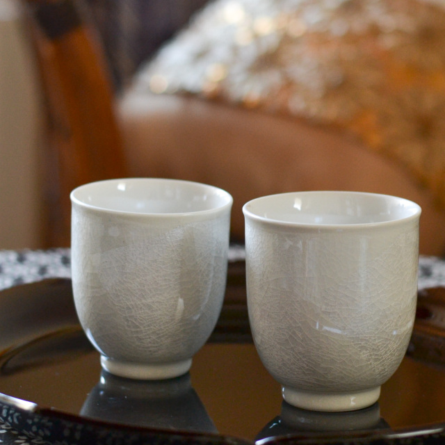 夫婦湯呑 銀彩 ペア / 夫婦湯のみ 夫婦湯飲み 湯呑み ゆのみ 陶器
