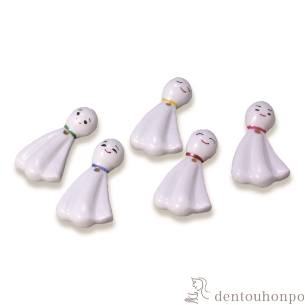 【送料無料】箸置 てるてる坊主 5個セット≪在庫確認後、1~3営業日で出荷≫ ( 退職祝い 定年 ギフト セット 結婚祝い お店 人気 清水焼 京焼 )