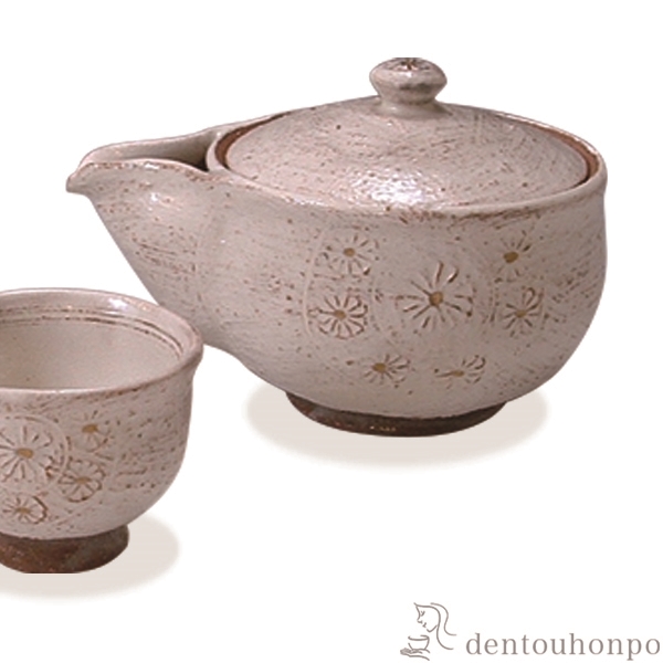 1800  希少　其泉　萌黄金欄手 茶器セット　急須1客　湯呑5客　金彩 1800 希少 其泉 萌黄金欄手 茶器セット 急須1客 湯呑5客 金彩