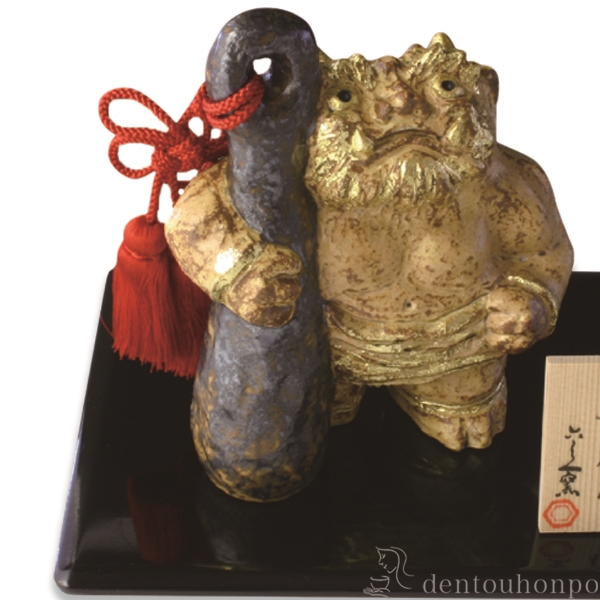 送料無料】 置物 鬼に金棒 台付 / 置物 幸運 風水 縁起物 人気 清水焼