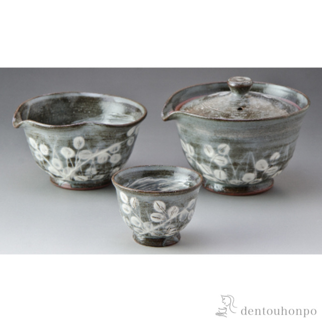 【送料無料】小茶器揃 萩がさね 宝瓶1個・湯ざまし1個・碗5個セット≪在庫確認後、1~3営業日で出荷≫ ( 名入れ有料 茶器セット 急須 湯呑み 日本茶 中国茶 清水焼 京焼 )