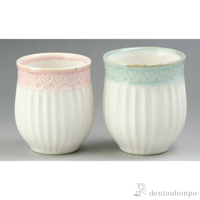 【送料無料】ハート 組湯呑 ペア≪在庫確認後、1~3営業日で出荷≫ ( 名入れ有料 母の日 プレゼント 初任給 湯呑み 湯のみ セット 湯飲み おすすめ 清水焼 京焼 )