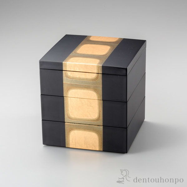 送料無料】 古代箔 三段重 黒 5号 / 箔一 おせち 運動会 漆塗り お正月