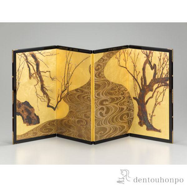 【送料無料】四曲小屏風 紅白梅図≪3ヶ月程で出荷予定≫ ( 木札名入れ有料 和室 洋室 応接室 法人 和室 金沢金箔 )