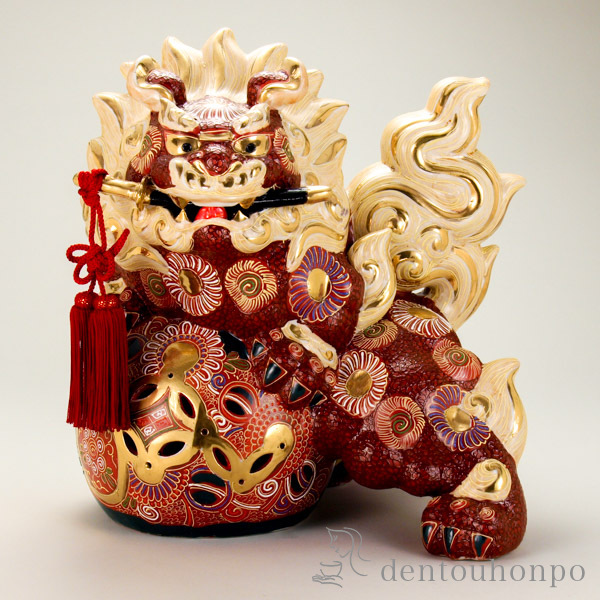 【送料無料】九谷焼 剣獅子 盛 15号≪在庫確認後、21営業日程で出荷≫ ( 木札名入れ有料 置物 玄関 受付 風水 幸運 九谷焼 )