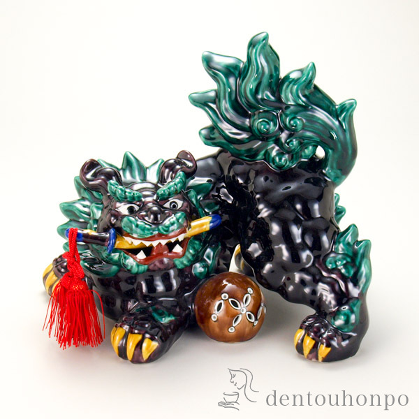 【送料無料】九谷焼 護宝剣獅子 交趾 11号≪在庫確認後、21営業日程で出荷≫ ( 木札名入れ有料 置物 玄関 受付 風水 幸運 九谷焼 )