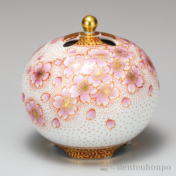【送料無料】九谷焼 香炉 金襴手桜 3号≪在庫確認後、通常即日で出荷≫ ( 木箱名入れ有料 お香 線香 リラックス 仏具 人気 九谷焼 )