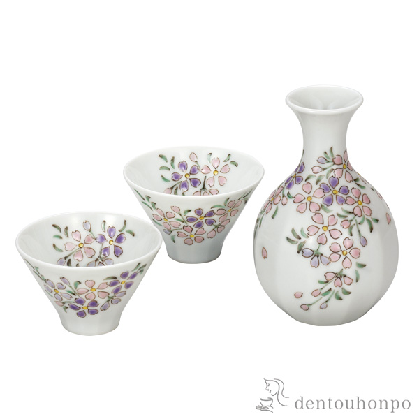 【送料無料】酒器 桜花小紋≪在庫確認後、通常即日で出荷※5／7以降≫ ( 酒器 日本酒 冷酒 プレゼント 人気 九谷焼 )