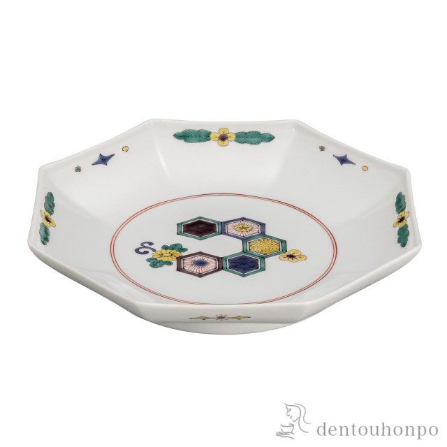 【送料無料】鉢 亀甲文 8号≪在庫確認後、通常即日で出荷≫ ( 和食 食器 おつまみ 朝食 煮物 九谷焼 )