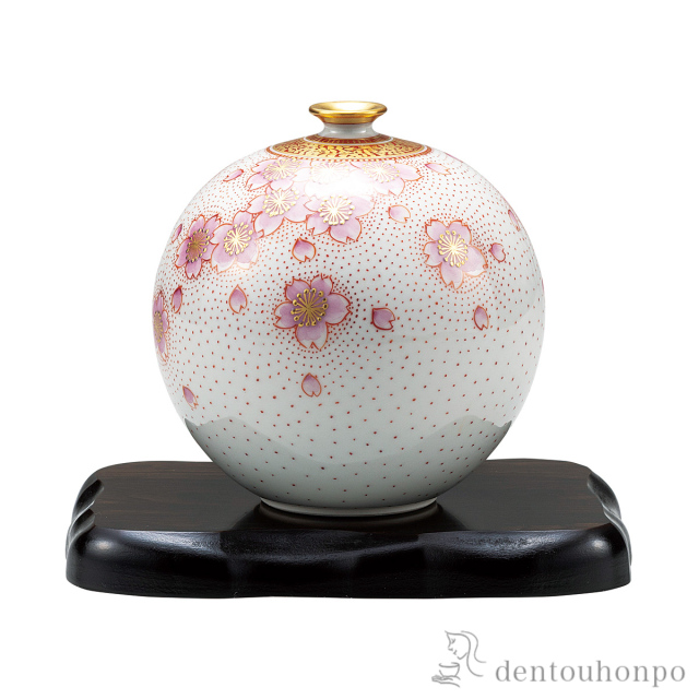 【送料無料】花瓶 金襴手桜 4号 台付≪在庫確認後、通常即日で出荷≫ ( 木札名入れ有料 ガラス フラワーベース 花器 一輪挿し おすすめ 九谷焼 )