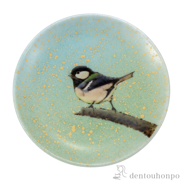 【送料無料】飾香皿 シジュウカラ 皿立付≪在庫確認後、通常即日で出荷≫ ( 置物 飾皿 スタンド 絵皿 贈り物 九谷焼 )