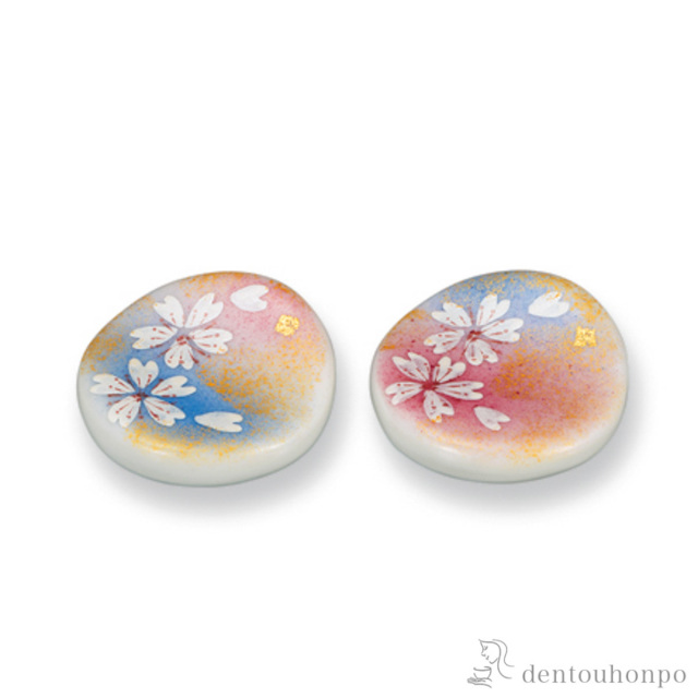 箸置 花の舞 ペア≪在庫確認後、1~3営業日で出荷≫ ( ギフトセット 結婚祝い 箸休め はしおき おしゃれ 九谷焼 )