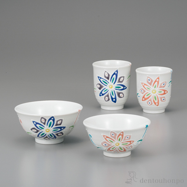 【送料無料】夫婦揃 白盛華文 ペアセット≪在庫確認後、1~3営業日で出荷≫ ( 夫婦茶碗 夫婦湯呑 セット ご飯茶碗 湯飲み 九谷焼 )