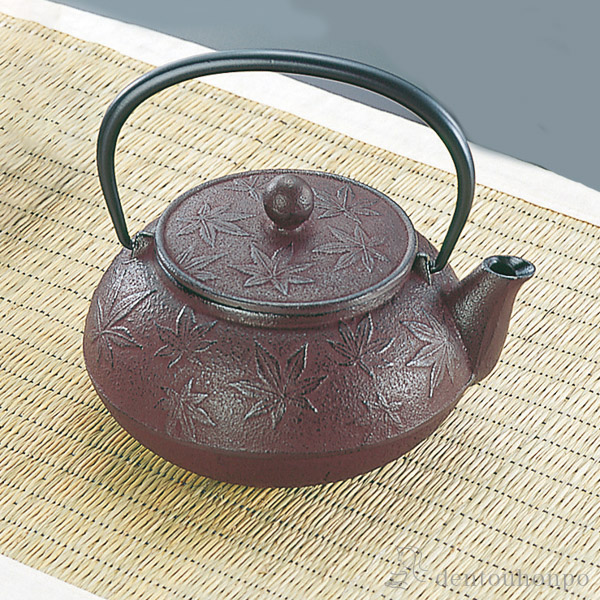 岩鋳 南部鉄器 急須 カエデ えび茶 3型 茶こし付≪売り切れました≫ ( 岩鋳 退職祝い 定年 ティーポット お茶 煎茶 日本茶 おすすめ 南部鉄器 )
