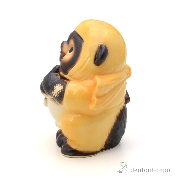 【縁起物】　幸せ呼ぶたぬき 送料無料】 忍者狸 黄色 7号 / 置物 幸運 風水 縁起物 人気 信楽焼