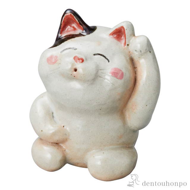 置物 しあわせ猫 てまねき 小≪在庫確認後、10~14営業日程で出荷≫ ( へちもん 木札名入れ有料 置物 幸運 開運 まねきねこ 風水 信楽焼 )
