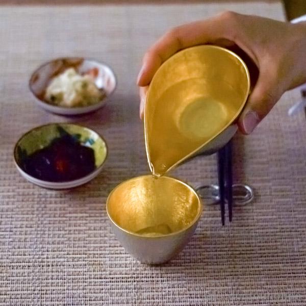送料無料】 ぐい呑 金箔 大 2個セット / 能作 父の日 プレゼント