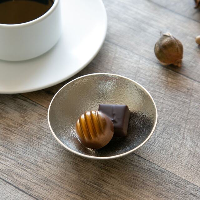 【送料無料】小鉢 Kuzushi Tare 小≪在庫確認後、10~14営業日程で出荷予定≫ ( 能作 和食 食器 おつまみ 朝食 料理 高岡銅器 )