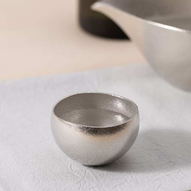 【送料無料】小鉢 Kuzushi Yure 小≪在庫確認後、10~14営業日程で出荷予定≫ ( 能作 名入れ有料 和食 食器 おつまみ 朝食 料理 高岡銅器 )