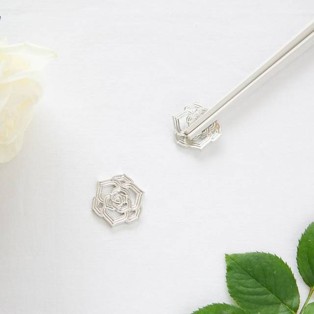 【送料無料】箸置 ローズ 5個入り≪在庫確認後、10~14営業日程で出荷≫ ( 能作 ギフトセット 結婚祝い 箸休め はしおき おしゃれ 高岡銅器 )