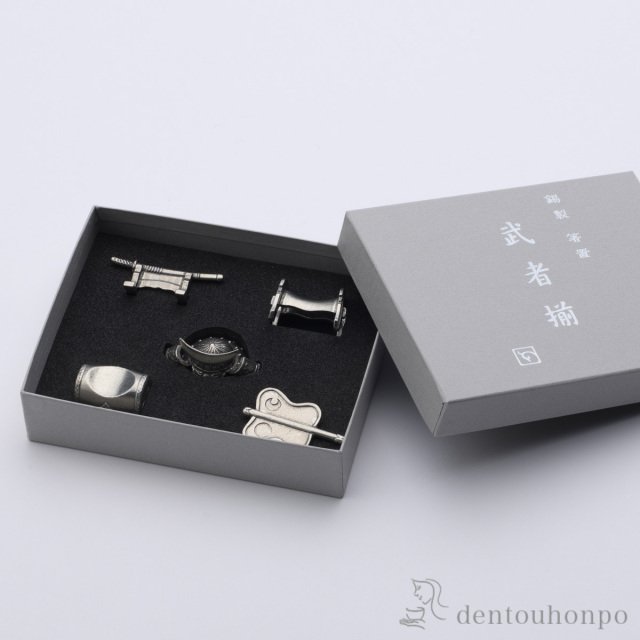 銅製:夫婦鳩(小判台付) 銅製:夫婦鳩(小判台付)