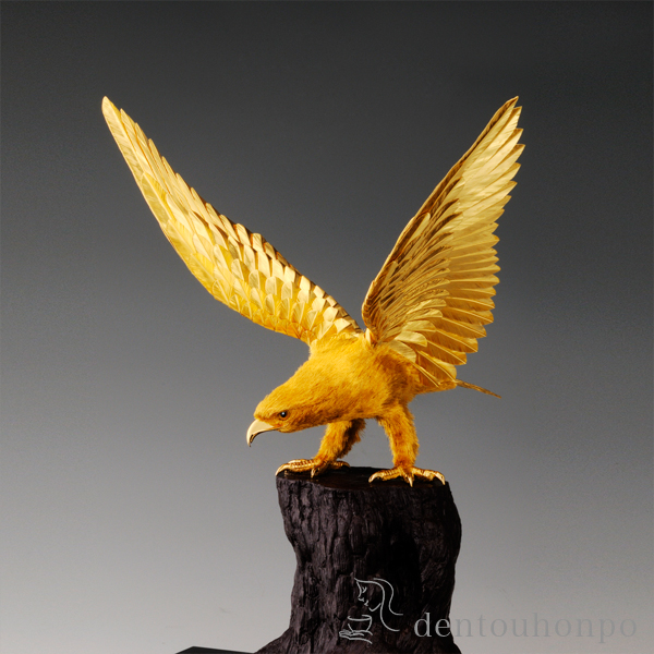 【送料無料】純金 白鷹 E 130g≪注文後に商品取り寄せ、後日納期連絡致します≫ ( 光則（金工芸） 木札名入れ有料 高級 コレクション 美術品 工芸品 伝統 東京銀器（金工芸） )