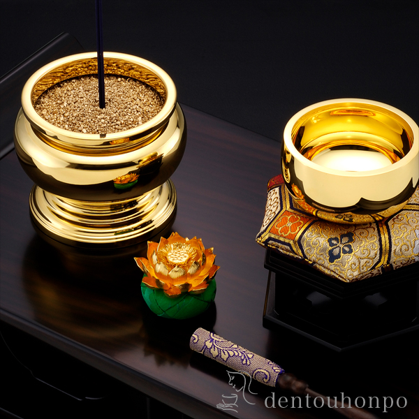 送料無料】 純金 蓮飾り 2寸・40g / 光則（金工芸） お寺 仏壇