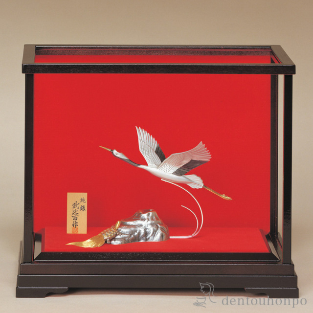 【送料無料】銀製 鶴 1羽 C 38g≪在庫確認後、10~14営業日程で出荷予定≫ ( 武比古 木札名入れ有料 高級 コレクション 美術品 工芸品 伝統 東京銀器（銀工芸） )