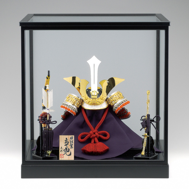 【送料無料】純銀 出世兜 剣 350g≪14営業日程で出荷予定≫ ( 兜 武者人形 コンパクト こいのぼり 人気 東京銀器（銀工芸） )