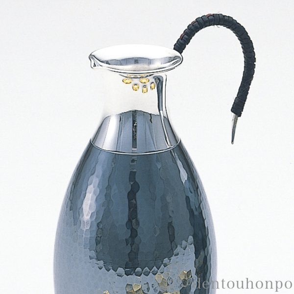 送料無料】 銀製 酒器揃 鎚目 2×5 A / 酒器 日本酒 冷酒 プレゼント