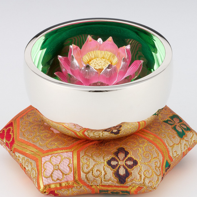 送料無料】 純銀 蓮飾り ピンク 2.5号・40g / 高級 コレクション 美術