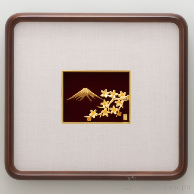 【送料無料】純金 貴金属画 富士桜 7g≪約半年で出荷予定≫ ( 額縁 飾り フレーム 人気 おすすめ 東京銀器（金工芸） )