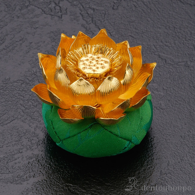 美品✨光則 純銀製仏花　蓮飾り（ピンク）1.7号　仏具　おりん　純金仕立て 美品✨光則 純銀製仏花 蓮飾り（ピンク）1.7号 仏具 おりん