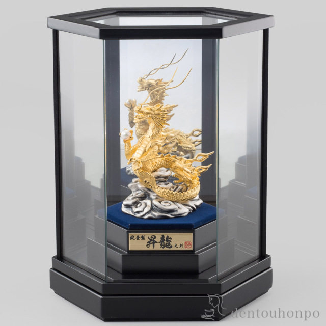 中国古美術・旧蔵鎏金高台を持つ龍お酒用グラス・純銅細密彫・純手作り・高浮彫・酒具 中国古美術・旧蔵鎏金高台を持つ龍お酒用グラス・純銅