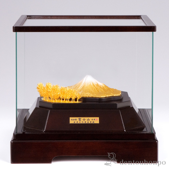 【送料無料】純金 富士山 A 132g≪注文後に商品取り寄せ、後日納期連絡致します≫ ( 高級 コレクション 美術品 工芸品 伝統 東京銀器（金工芸） )