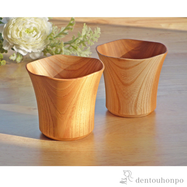 【送料無料】木製カップ 白木塗 ペア≪在庫確認後、7営業日程で出荷≫ ( 焼酎グラス ビアカップ ビールグラス フリーカップ グラス 山中漆器 )